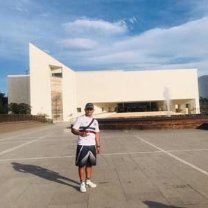 Meet your Posher, Leandro